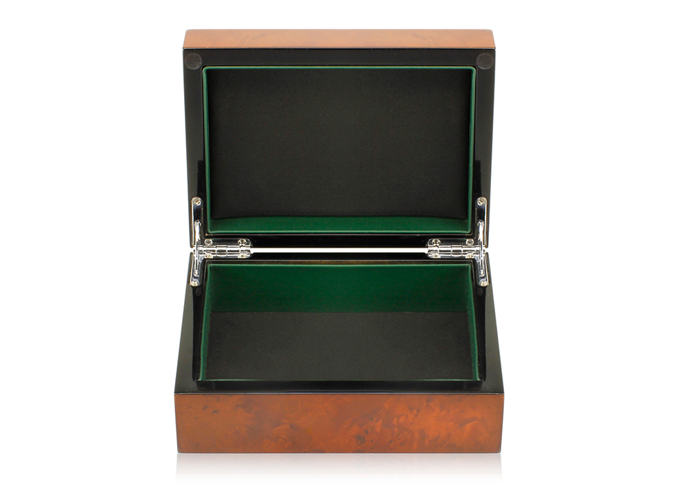 Juddmonte Desk Box Open 1 Juddmonte Desk Box Open 1